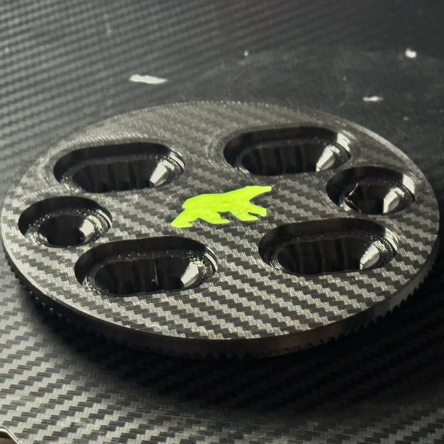 Salomon Snowboard AirTag Binding Disc - 4x4 Channel compatible disc