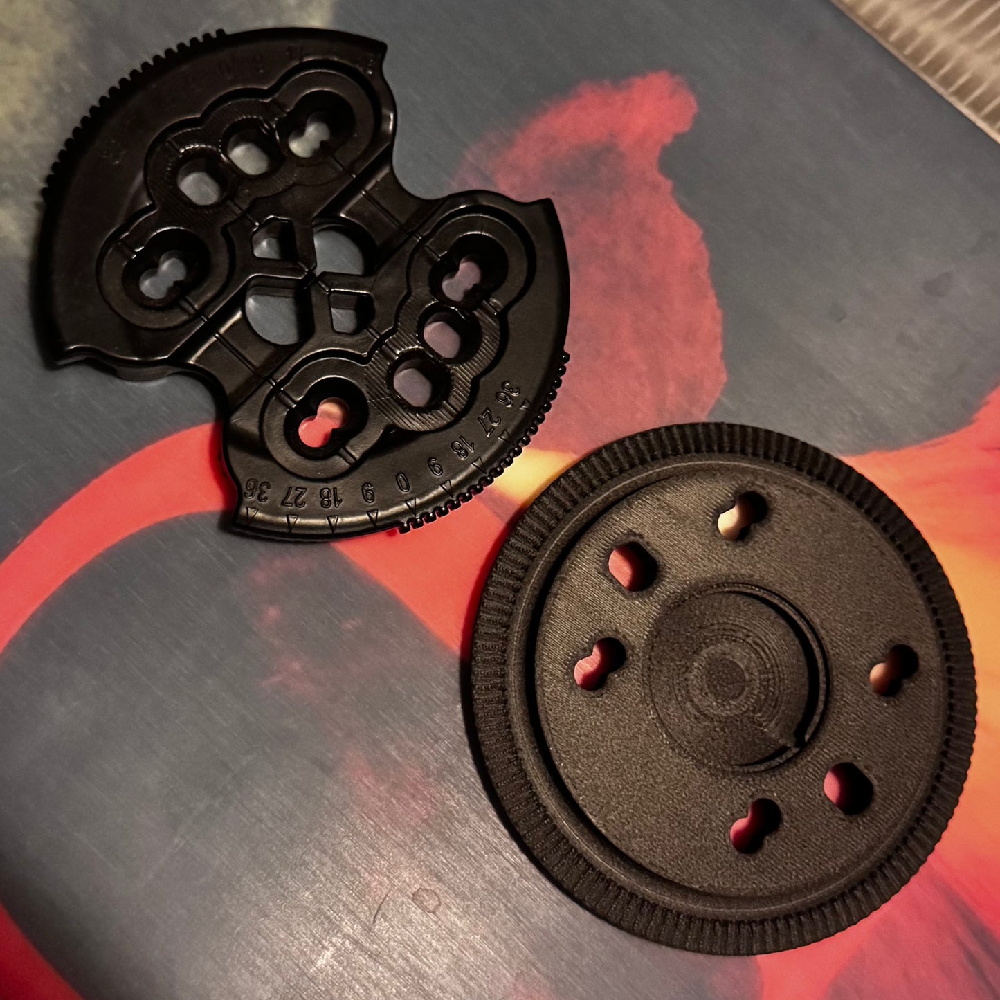 Burton AirTag Binding Disc — 2025/26 Edition 4x4 Channel reflex compatible disc